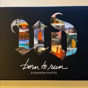 SEALED Urban Decay born to run Eyeshadow Palette
